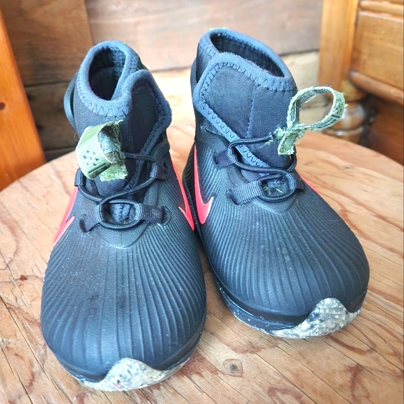 NIKE KIDS BINZIE SNEAKER BOOT/ SHOE-SIZE 7C - Picture 7 of 8